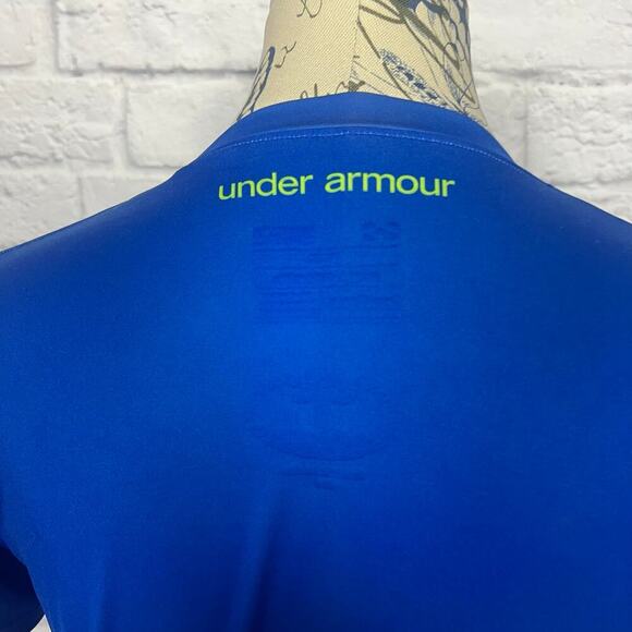 Under Armour Batman Tee - Picture 7 of 8